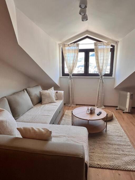 בנסקו Cozy 1 Bedroom Apartment Next To The Gondola מראה חיצוני תמונה